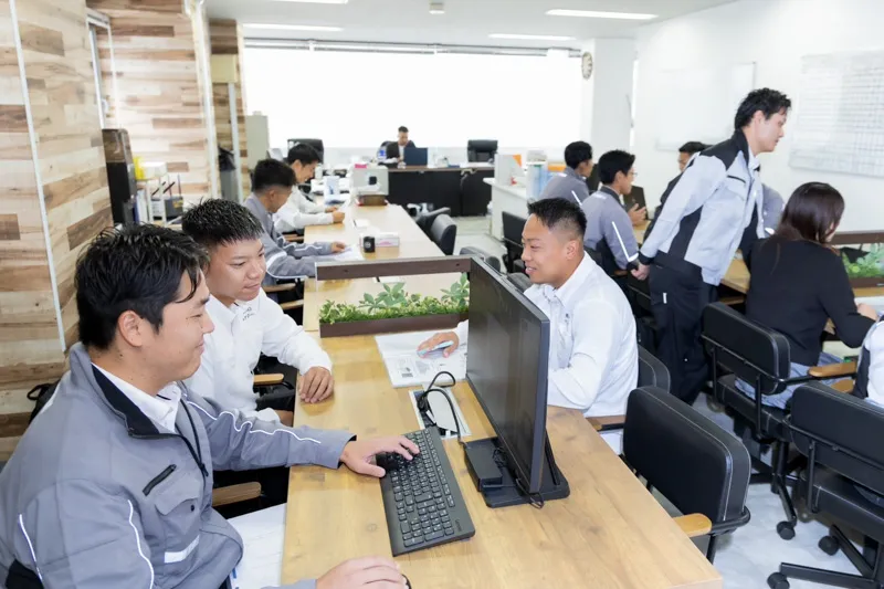 ONE ENERGY株式会社 現場スタッフ フォト38